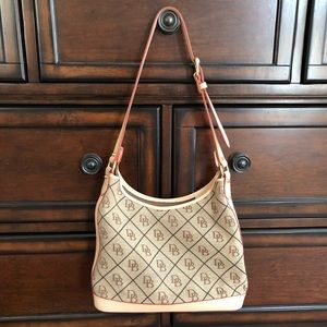 Dooney& Bourke purse